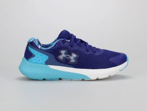 BOYS’ UNDER ARMOUR CHARGED ROGUE 3 F2F ΜΠΛΕ
